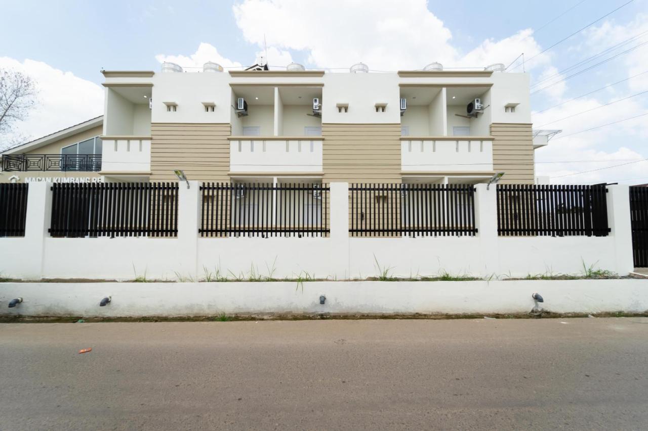 Reddoorz Near Griya Agung Palembang Talang Kelapa Exterior foto